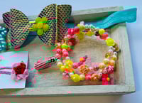 Image 5 of Summer Fun Accessory Set