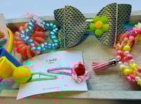 Image 6 of Summer Fun Accessory Set