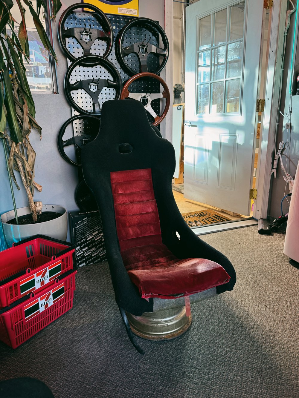 Sting Red Seat