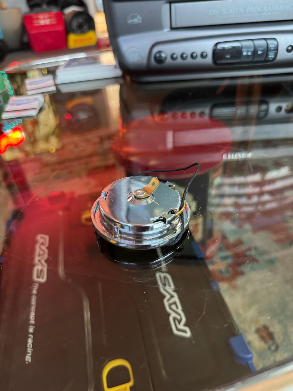 Blank Horn Button (Champagne)