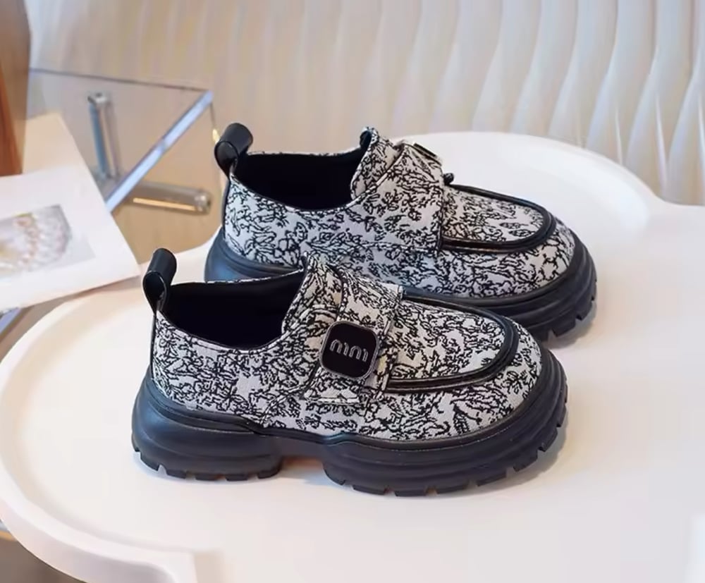 Image of Mia Loafers