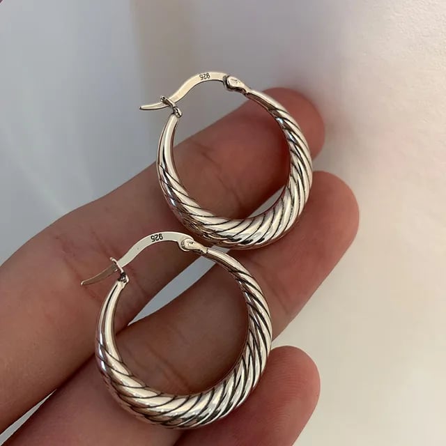 Image of Twist hoop earrings 925 silver 