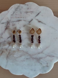 Image 2 of Garnet Lily Drops (Gold)