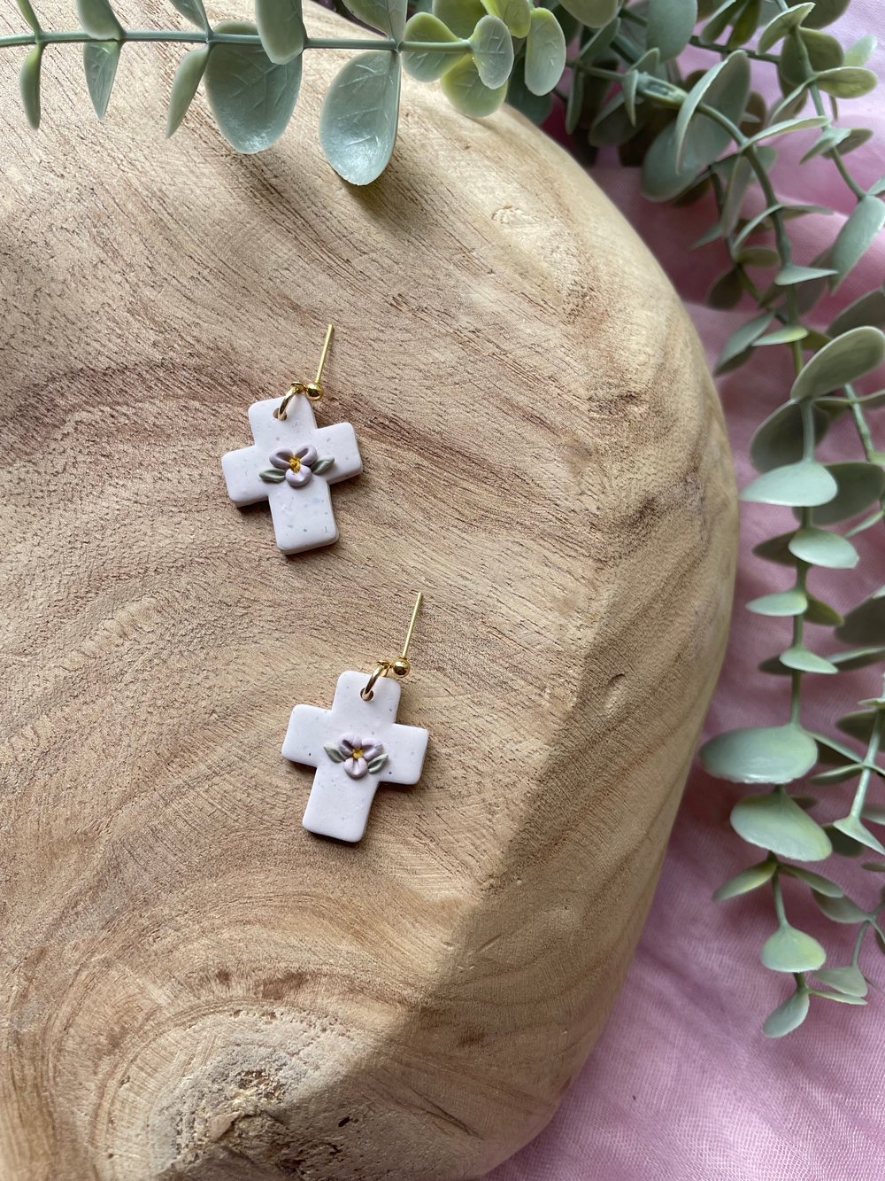 Image of Floral Cross