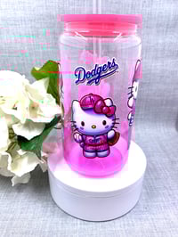 Image 4 of Dodgers x kitty 16 Oz ombre glass can 