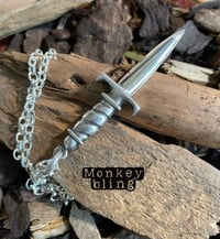 Image 3 of ‘ dagger ‘