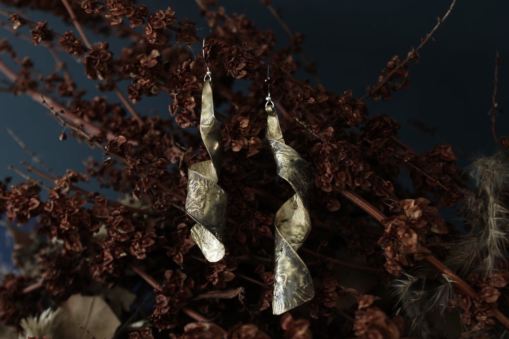 Image of Twist Earrings