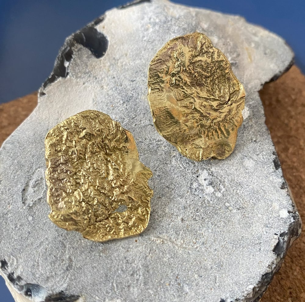 Image of Etchplain studs