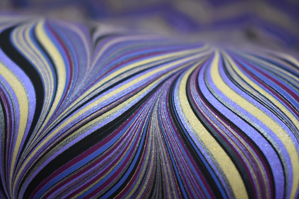 Image of 206 - Metallic Violet Waved Gelgit.