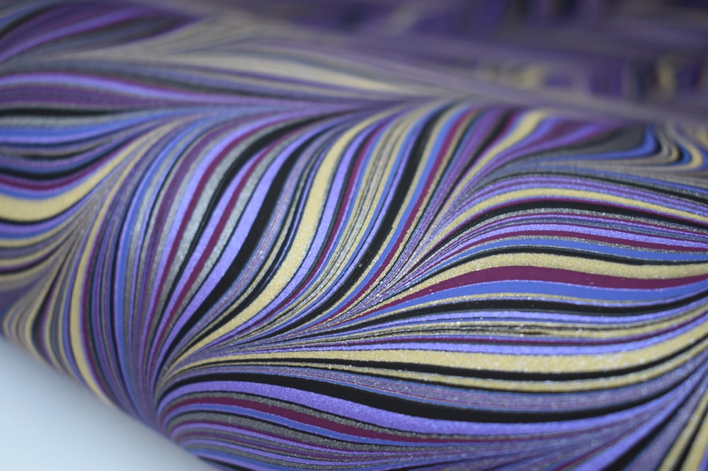 Image of 206 - Metallic Violet Waved Gelgit.