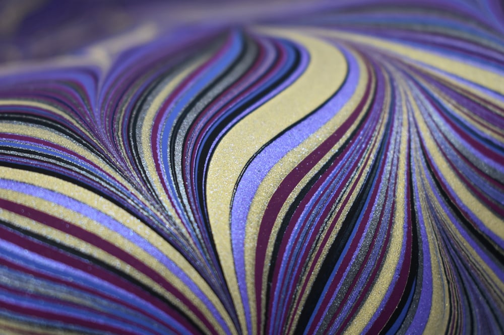 Image of 206 - Metallic Violet Waved Gelgit.