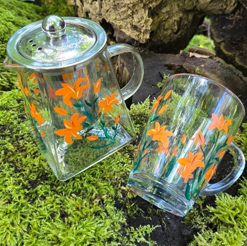 Image of Tiger Lily - infuser teapot 