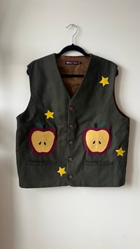 Image 1 of L- Wool Apple sweater vest 