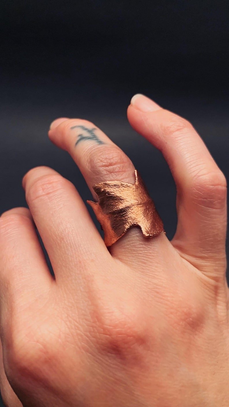 Image of *$10 off* Size 6 Oak Leaf Ring