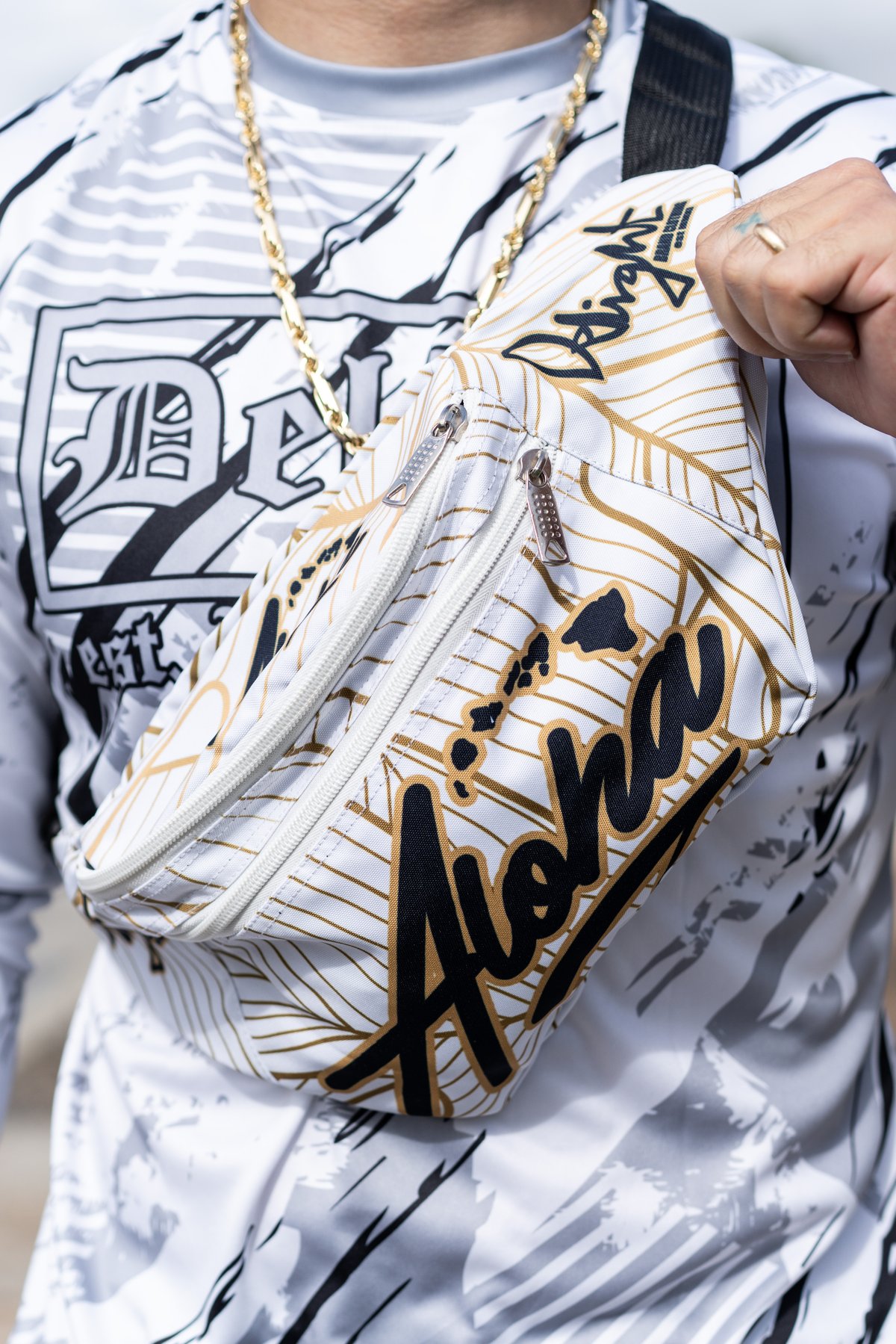 Aloha Islands Fanny Pack - White/Gold