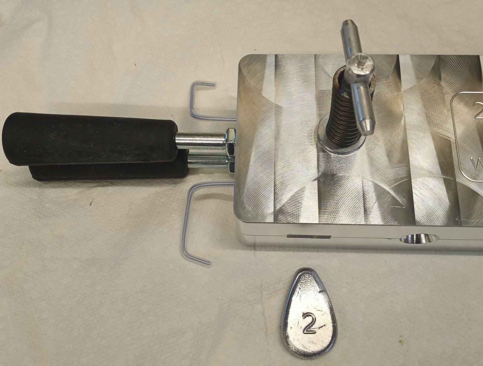 2 oz No Roll Sinker Mold - 10 CAVITY Production Mold | Lake Side