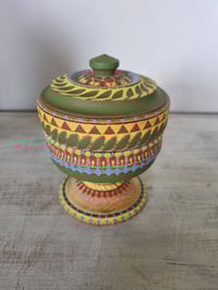 Image 1 of Urn Box 12hx9dia cm