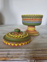 Image 3 of Urn Box 12hx9dia cm