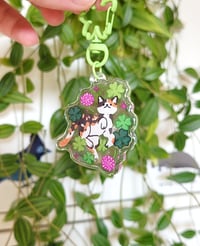 Image 1 of Clover Cat - Keychain Charm
