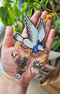 Image 2 of Seagull - Keychain Charm