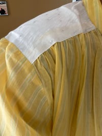 Image 4 of Blouse  TELMA Jaune fines rayures 