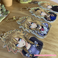 Image 5 of FINAL FANTASY VII REMAKE | THE WALL MARKET COLLECTION - IRIDESCENT ACRYLIC CHARM