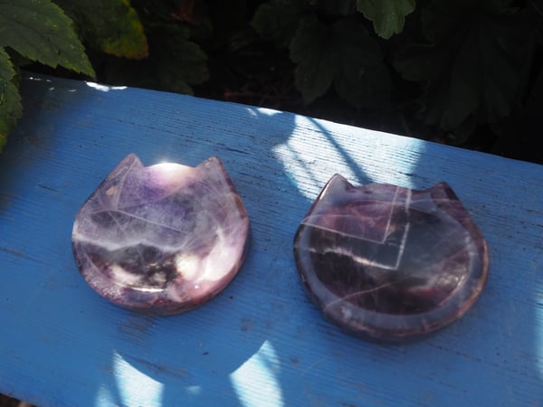 Image of Dream Amethyst Cat Shaped Small Trinket Dishes