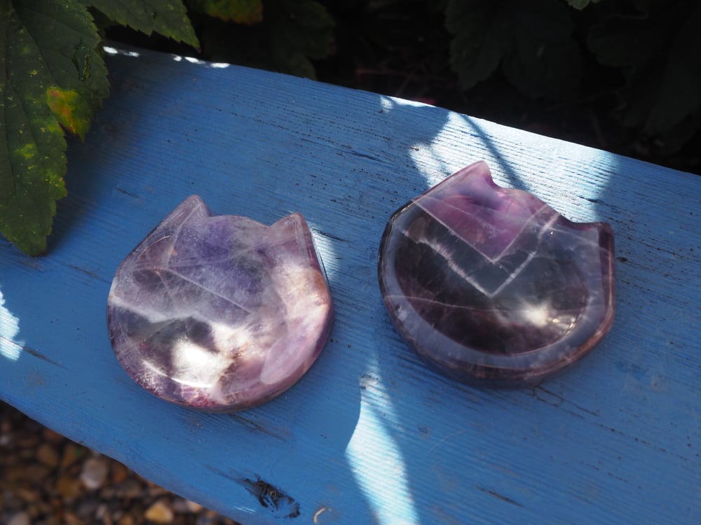 Image of Dream Amethyst Cat Shaped Small Trinket Dishes