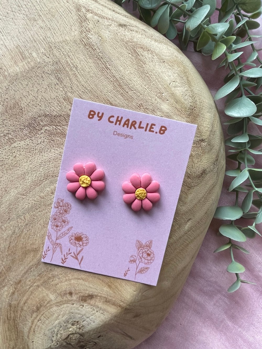 Image of Mini pink daisy studs