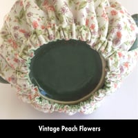 Image 7 of Traditional Round Tea Cozy - Vintage Peach Flowers