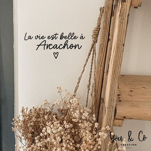 Image of Sticker personnalisable "La vie est belle à ..."