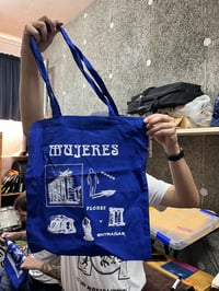 Image 3 of TOTE BAGS DESDE FLORES Y ENTRAÑAS