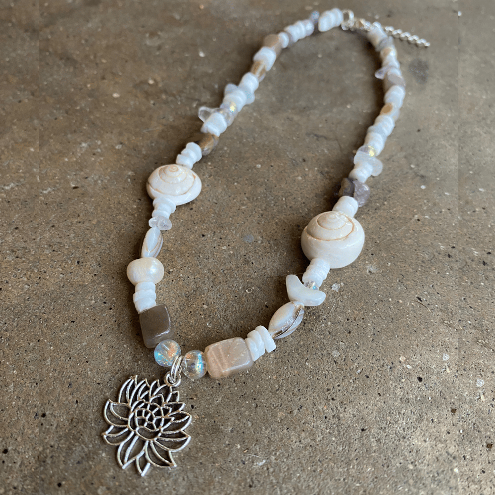 White Lotus Choker