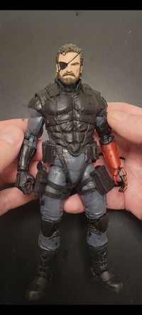 Image 2 of VENOM SNAKE KIT.