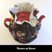 Image 2 of Traditional Round Tea Cozy - Flowers on Brown
