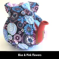 Image 4 of Traditional Round Tea Cozy - Blue & Pink Bold Flowers