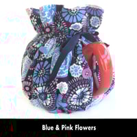 Image 5 of Traditional Round Tea Cozy - Blue & Pink Bold Flowers