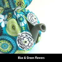Image 4 of Traditional Round Tea Cozy - Blue & Green Bold Flowers