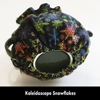Image 6 of Traditional Round Tea Cozy - Kaleidoscope Snowflakes