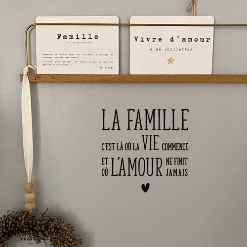 Image of Sticker "LA FAMILLE"