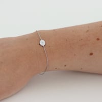 Image 1 of OVAL EYE BRACELET IN SILVER