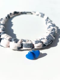 Image 5 of Collar Blanco y Gris Wish