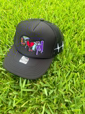 Trucker hat