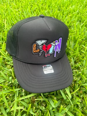 Trucker hat