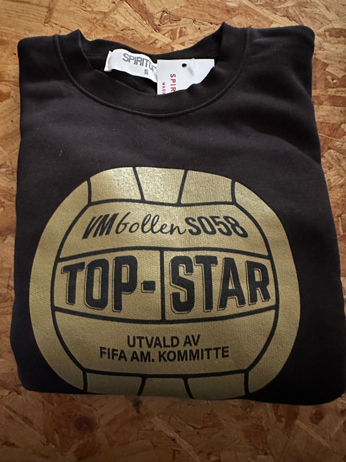 Image of TOP - STAR World Cup ‘58 Sweatshirt in Black 