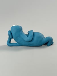 Image 5 of Blue thing chilling