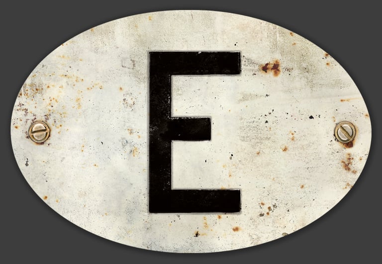 Image of Magnetic Spain 'E' Badge, Standard 180x120mm