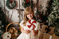 Image 2 of Christmas Mini Session £125