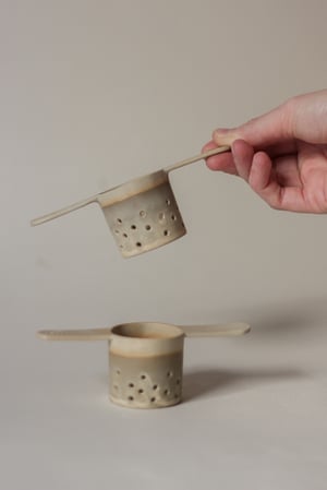 Image of ceramic tea infuser