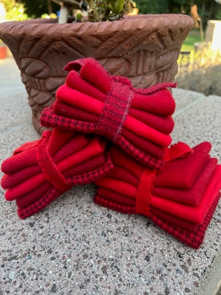 Image of 5 Piece Red Mix Mini Bundles